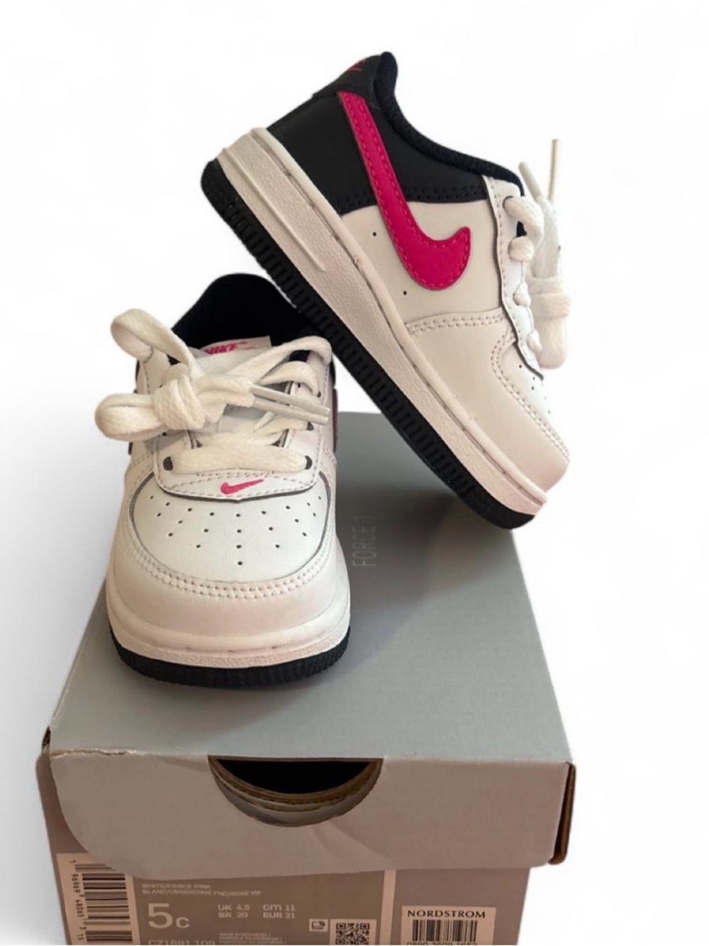 NWT Toddler Air Force 1 White and Pink Sneaker with Black Trim - Nike